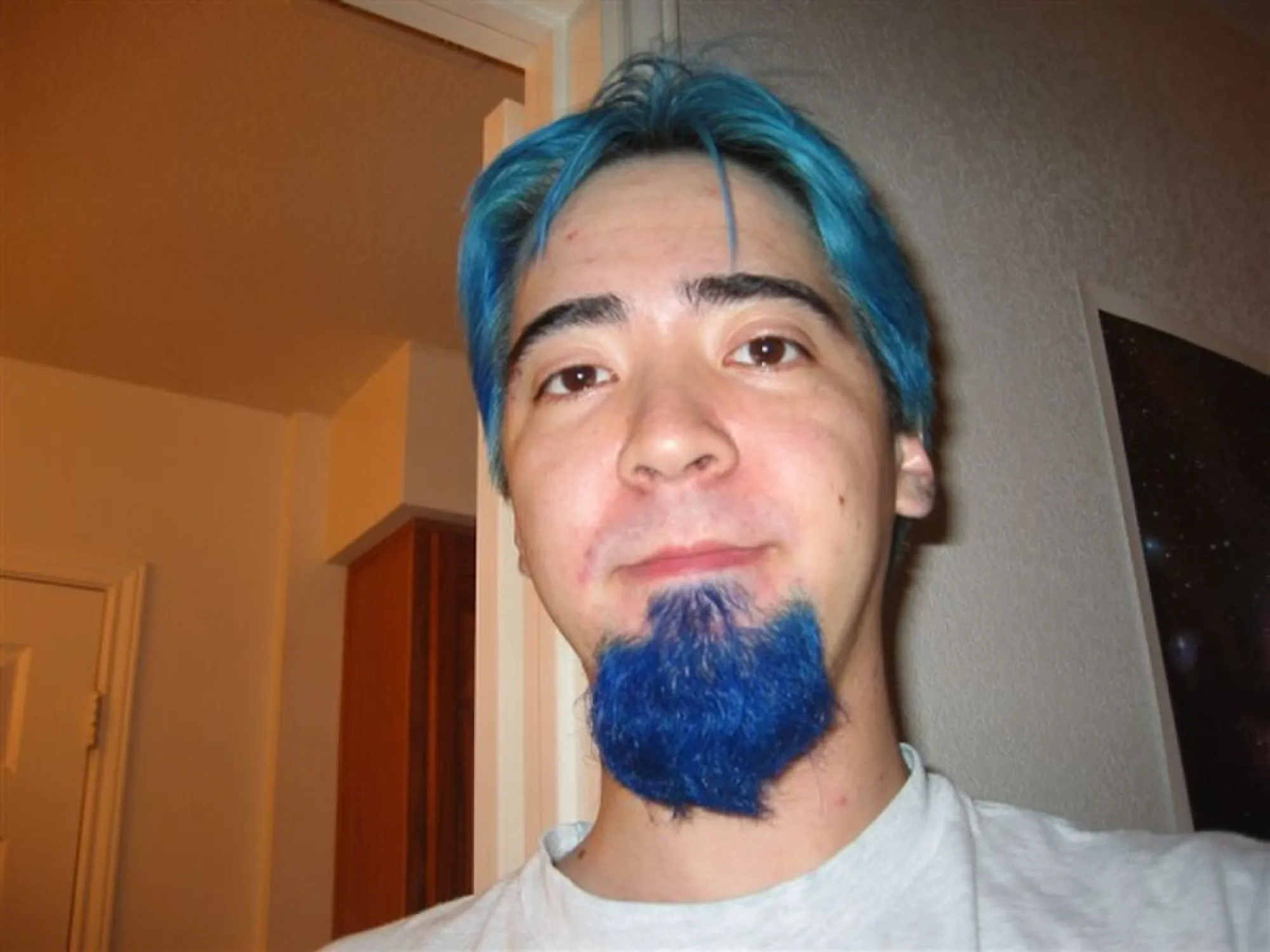 2000px-Jeff-blue-beard-sized.jpg